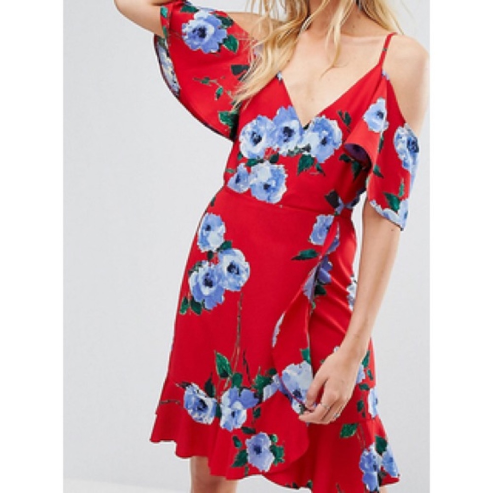 NWT TALL Red Floral Wrap Dress— Zack Tall
